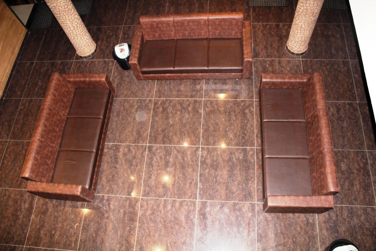 Dev Motel And Banquet Nadiād Εξωτερικό φωτογραφία